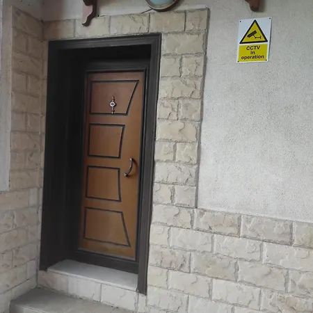 Paradise Sarafovo アパート *